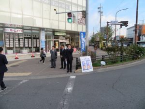 20181112朝街宣（小山田さん、田中さん）