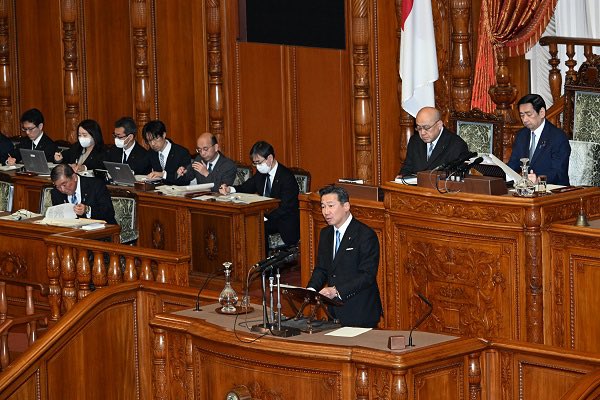 【X転載】本会議登壇など多忙な一日